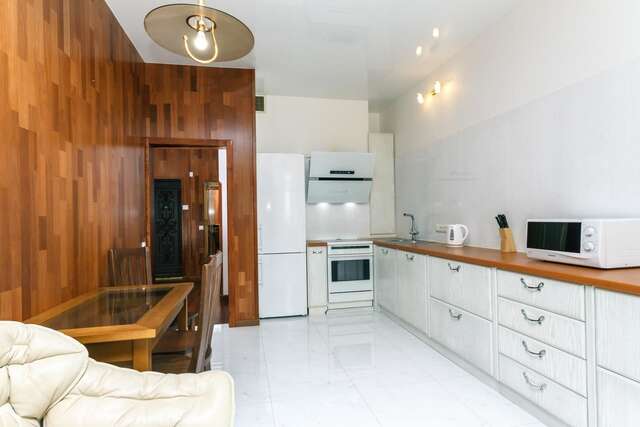 Апартаменты New building near Arena City Lesi Ukrainky 7a Киев-9